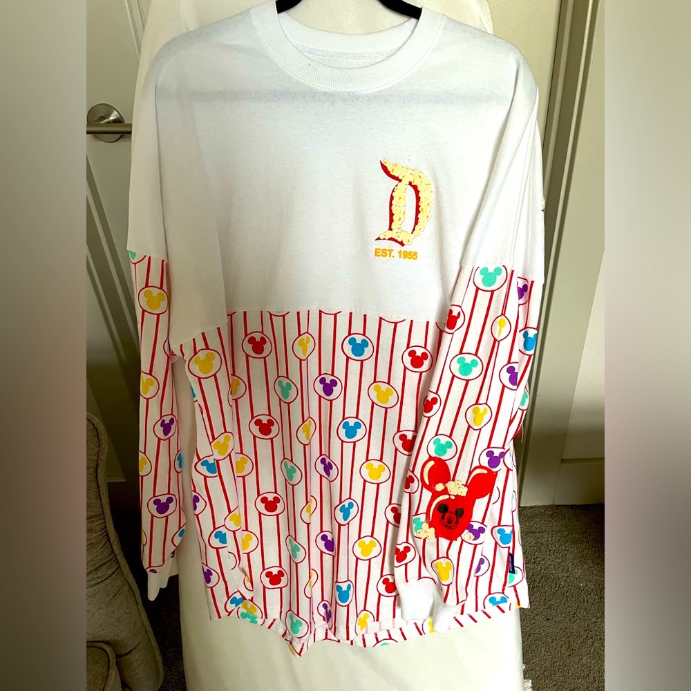 DISNEY PARKS Popcorn Themed Spirit Jersey NWT